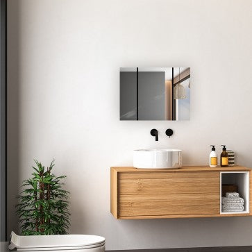 Aquadom R31 Royale, Triple Door Medicine Cabinet